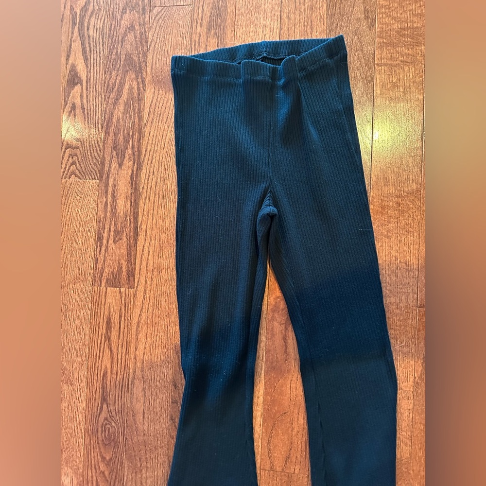 selling aerie s/p paid $25 asking for $15 - Picture 3 of 3